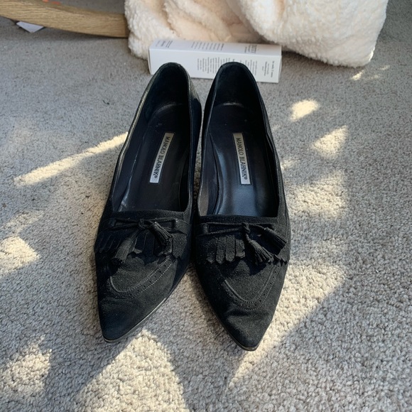Vintage Manolo Blahnik suede pumps - Picture 2 of 10